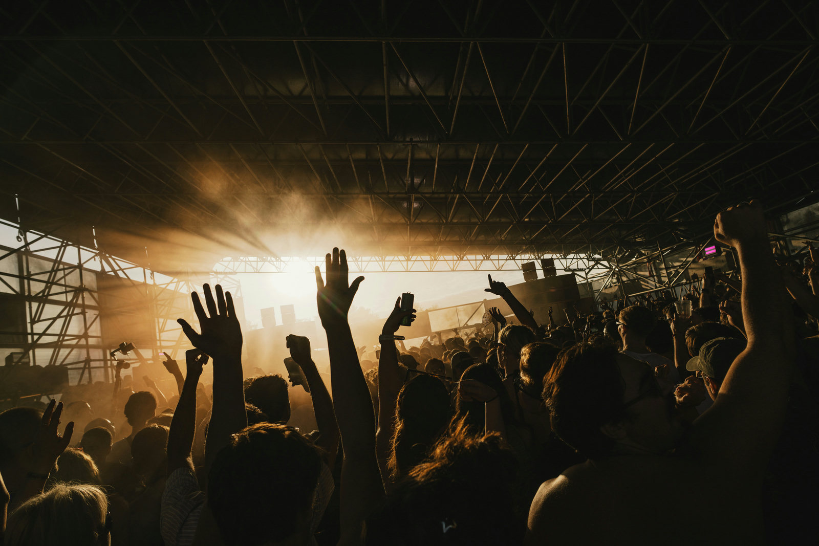 Crowd at sunset, Dekmantel Festival 2026
