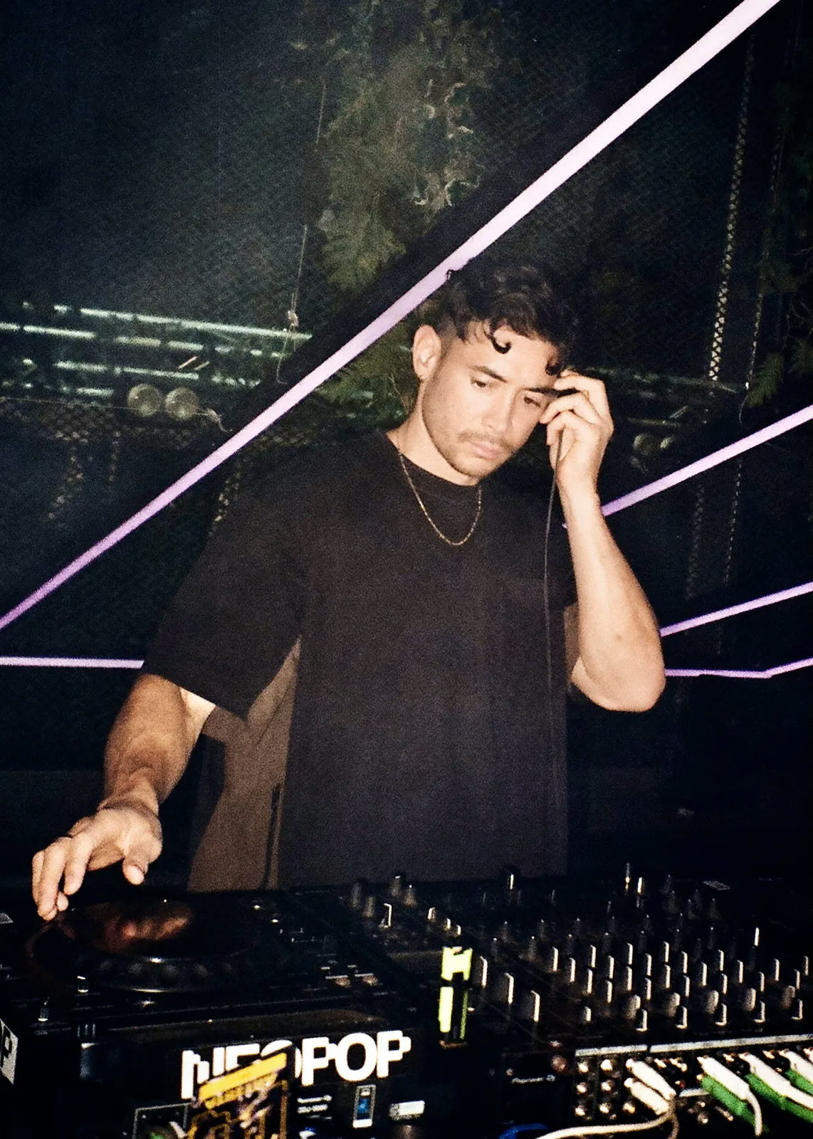Dax J Live
