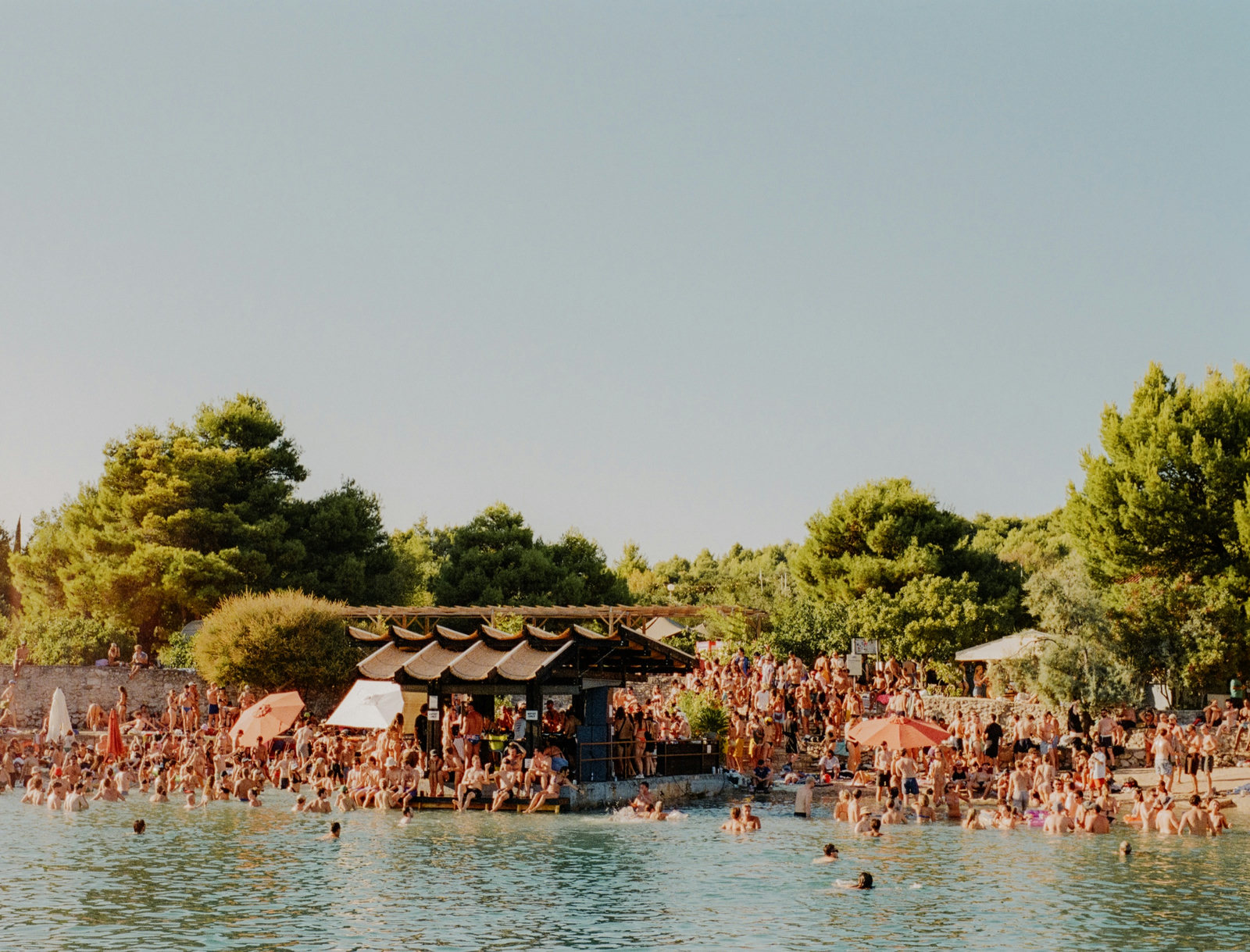 Dekmantel Selectors 2026, the beach stage in Tisno by day